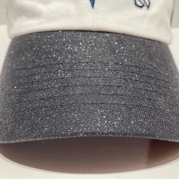 Woman’s NFL Team Apparel “Denver Broncos” Adjustable Cap - Picture 4 of 5